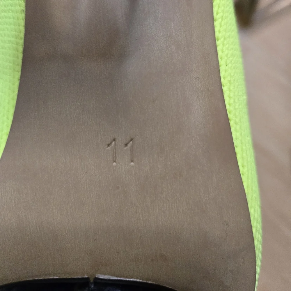 Neon yellow BEAUTIISOLES booties - Picture 6 of 6